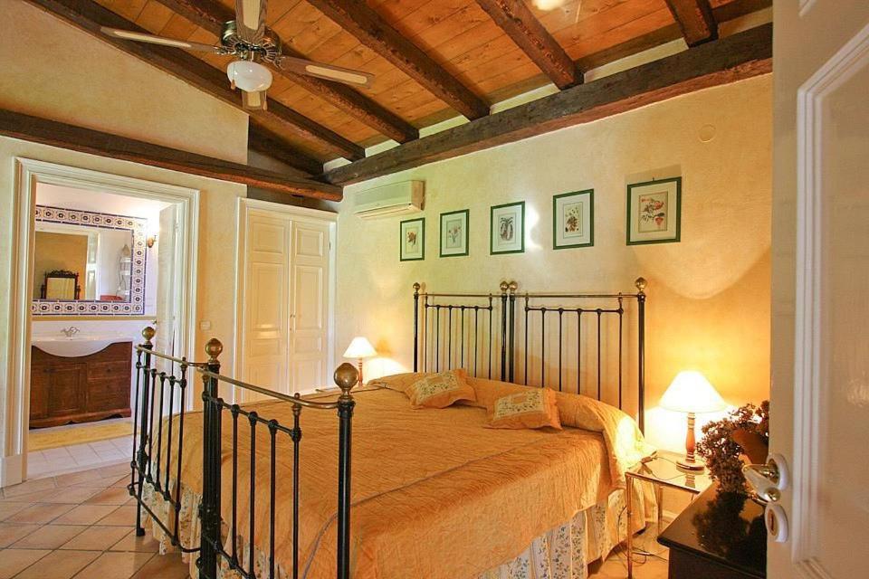 V&V Villas Almiros Beach Екстериор снимка