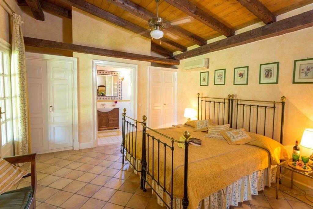 V&V Villas Almiros Beach Екстериор снимка
